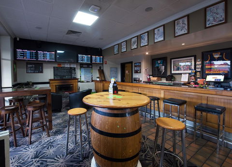 Nightcap At Rose & Crown Hotel - Dalby Accommodation 7