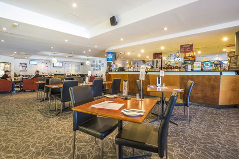 Nightcap At Rose & Crown Hotel - Dalby Accommodation 9