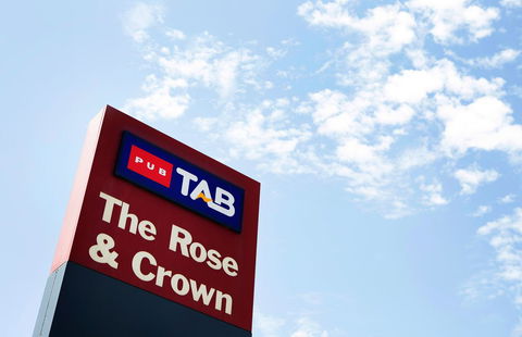 Nightcap At Rose & Crown Hotel - Dalby Accommodation 37