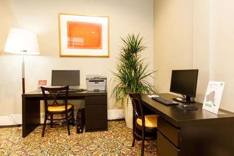 Adabco Boutique Hotel Adelaide - Dalby Accommodation 1