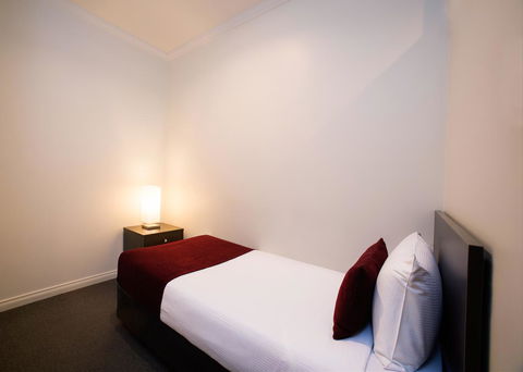 Franklin Apartments - Dalby Accommodation 20