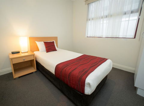 Franklin Apartments - Dalby Accommodation 9