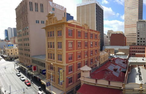 Adelaide Paringa - Dalby Accommodation 1
