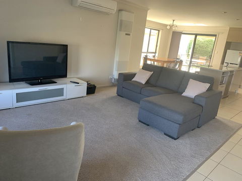 Little On Ash - Dalby Accommodation 6