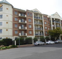 Adelaide City Apartment - 3br 2bath  Carpark - Dalby Accommodation