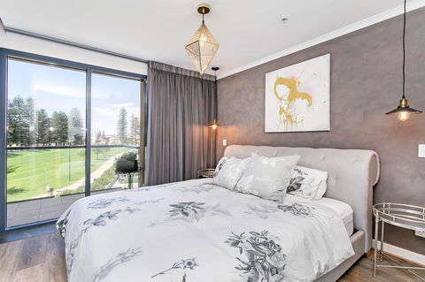 Heart Of Glenelg BnB - Dalby Accommodation 0