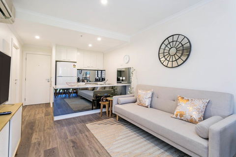 Heart Of Glenelg BnB - Dalby Accommodation 7