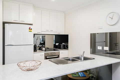 Heart Of Glenelg BnB - Dalby Accommodation 6