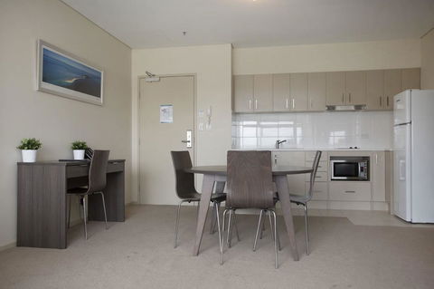 Hume Serviced Apartments - Dalby Accommodation 22