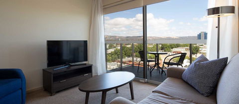 Hume Serviced Apartments - Dalby Accommodation 5
