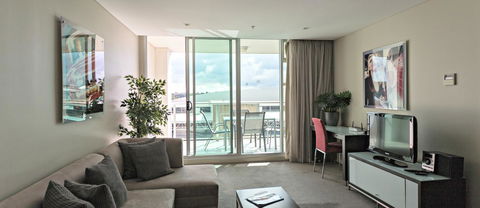 Adelaide DressCircle Apartments - North Terrace - Dalby Accommodation 2