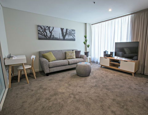 Adelaide DressCircle Apartments - North Terrace - Dalby Accommodation 23
