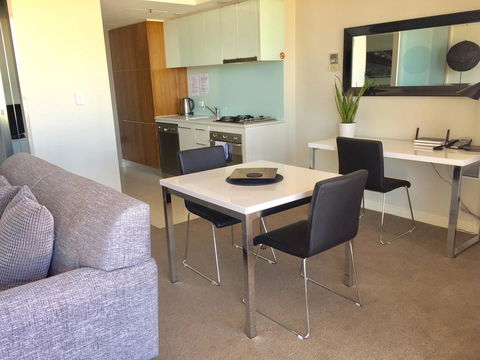Adelaide DressCircle Apartments - North Terrace - Dalby Accommodation 15