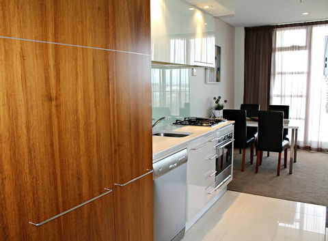 Adelaide DressCircle Apartments - North Terrace - Dalby Accommodation 29