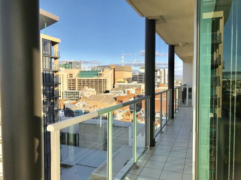 Adelaide DressCircle Apartments - North Terrace - Dalby Accommodation 8