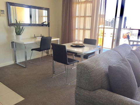 Adelaide DressCircle Apartments - North Terrace - Dalby Accommodation 21