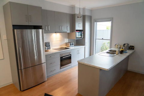 Gawler Townhouse 3 Bedroom - Dalby Accommodation 3