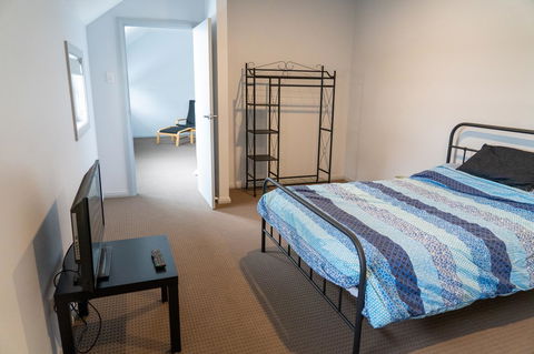 Gawler Townhouse 3 Bedroom - Dalby Accommodation 28