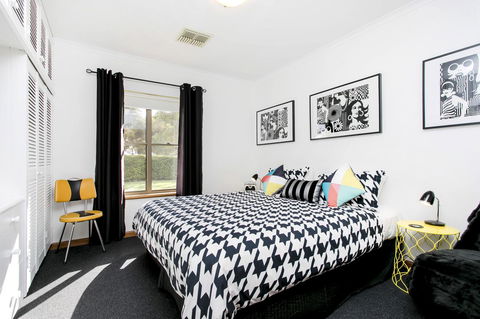 Barossa Retro BnB - Dalby Accommodation 10