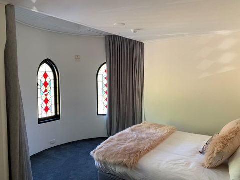 The Manor Basket Range - Dalby Accommodation 13