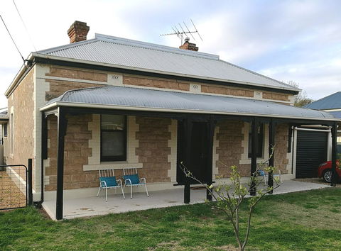 Hilda Anna's - Dalby Accommodation 13
