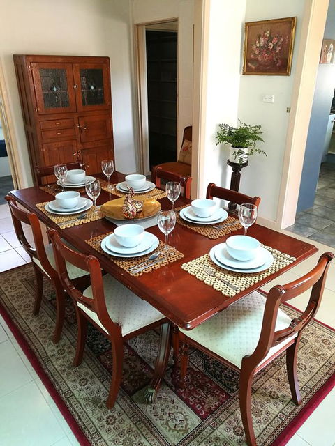 Hilda Anna's - Dalby Accommodation 39