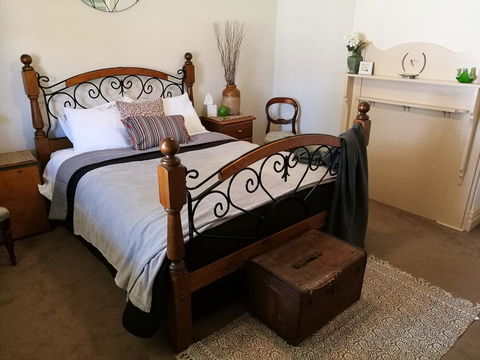 Hilda Anna's - Dalby Accommodation 20