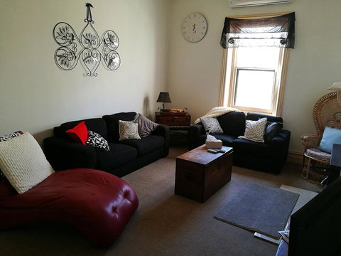 Hilda Anna's - Dalby Accommodation 28