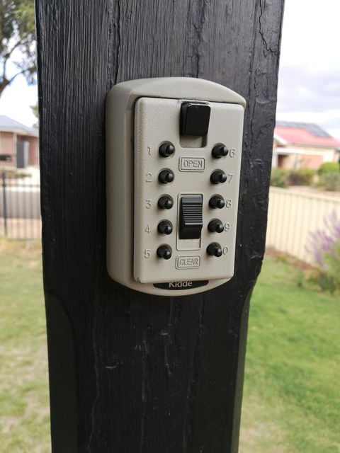 Hilda Anna's - Dalby Accommodation 8