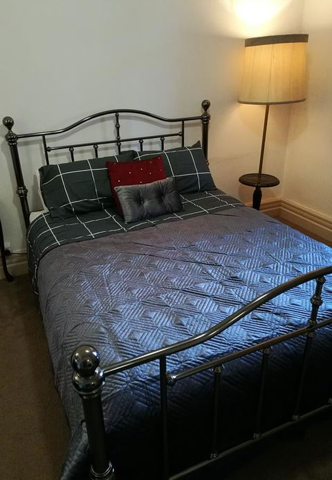 Hilda Anna's - Dalby Accommodation 27