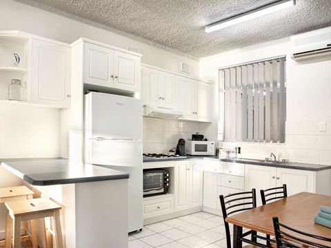 Seaview Sunset Holiday Apartments - Dalby Accommodation 34