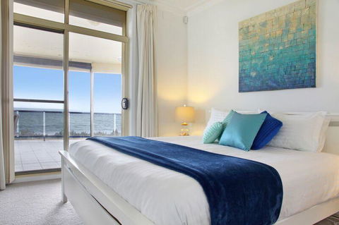 Seaview Sunset Holiday Apartments - Dalby Accommodation 26