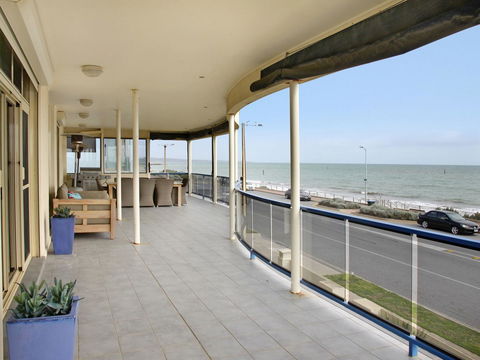Seaview Sunset Holiday Apartments - Dalby Accommodation 25