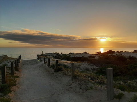 Seaview Sunset Holiday Apartments - Dalby Accommodation 1