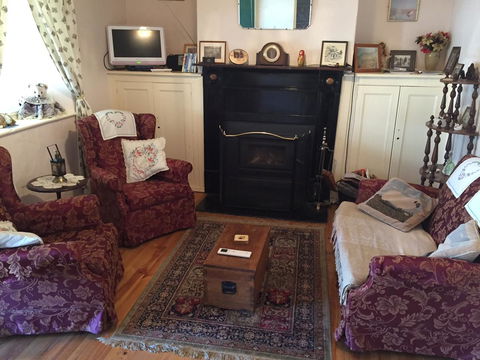 Lavender Cottage B&B - Dalby Accommodation 5