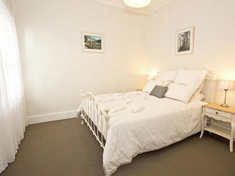 Queen's Cottage Barossa Valley - Dalby Accommodation 19