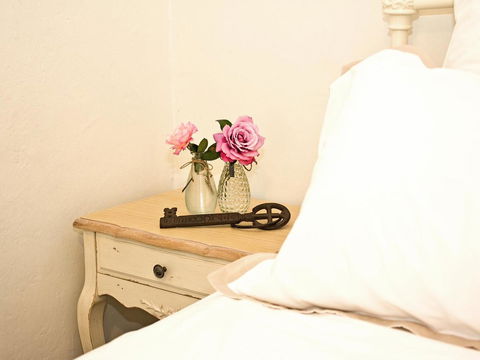 Queen's Cottage Barossa Valley - Dalby Accommodation 14