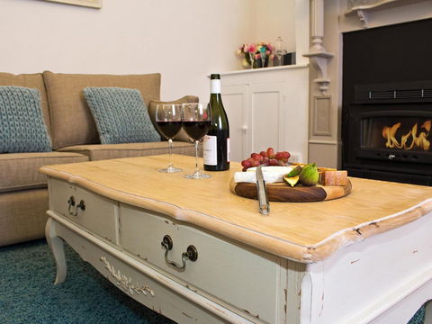 Queen's Cottage Barossa Valley - Dalby Accommodation 15
