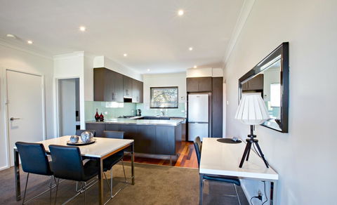 Adelaide DressCircle Apartments - Archer Street - Dalby Accommodation 9