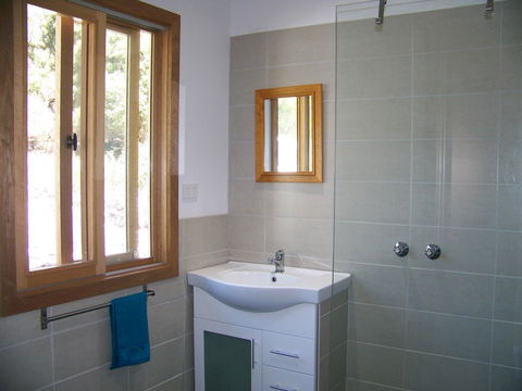 Mallee Bark Retreat - Dalby Accommodation 8