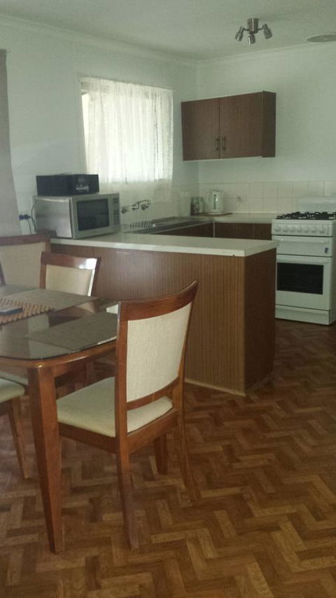 The Quorn-er House - Dalby Accommodation 12