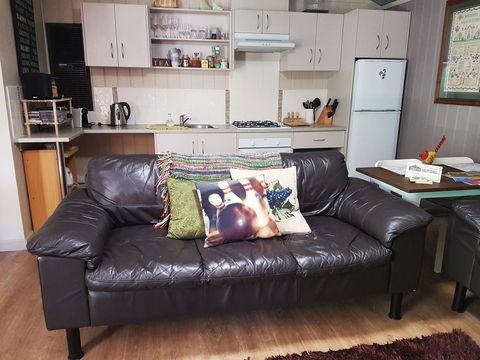 Little Para Cottage Tanunda - Dalby Accommodation 5