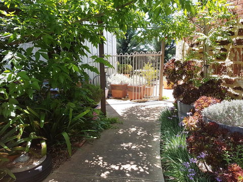 Little Para Cottage Tanunda - Dalby Accommodation 12