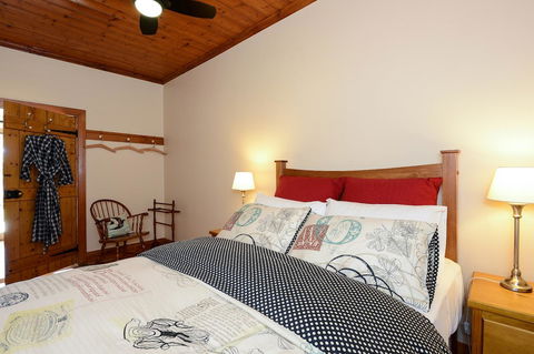 Trafalgar Premium Vintage Suites - Dalby Accommodation 23