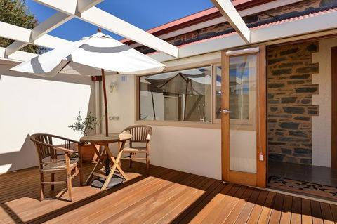 Trafalgar Premium Vintage Suites - Dalby Accommodation 13