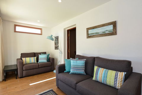 Trafalgar Premium Vintage Suites - Dalby Accommodation 21