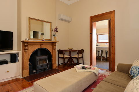 Trafalgar Premium Vintage Suites - Dalby Accommodation 18