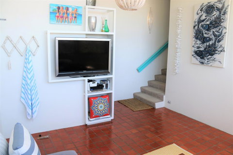 Beachfront Bliss - Dalby Accommodation 10