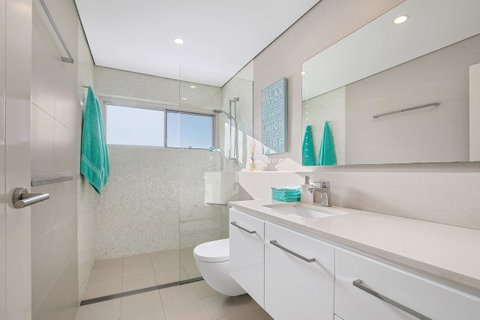 Beachfront Bliss - Dalby Accommodation 17