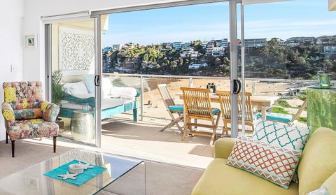 Beachfront Bliss - Dalby Accommodation 11